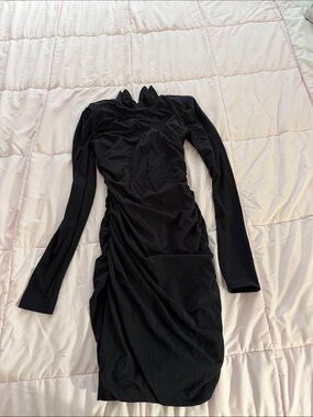 Black Long-Sleeve Ruched Bodycon Dress